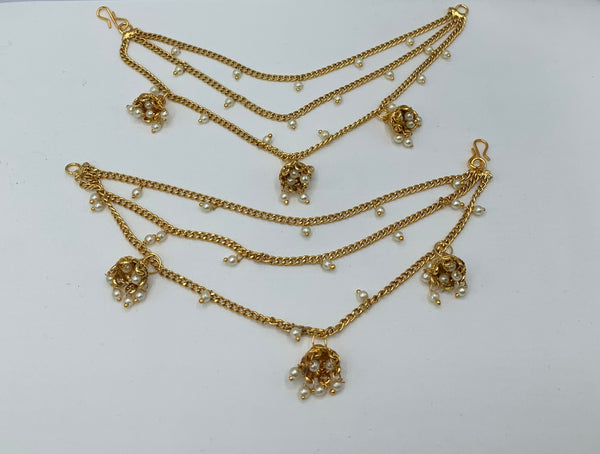 Gold plated adorned with moti dsign earrings support