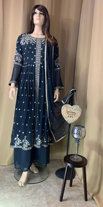 Alia Bhatt Bollywood designer set